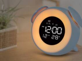 Cupón descuento oferta Reloj despertador multifunción: Rosa