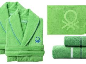 Cupón descuento oferta Juego de toallas para baño Benetton: 2 toallas verdes y 1 alfombra de Benetton / 1