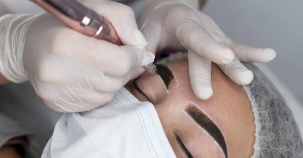 Micropigmentación con o sin retoque de cejas en Glam Room