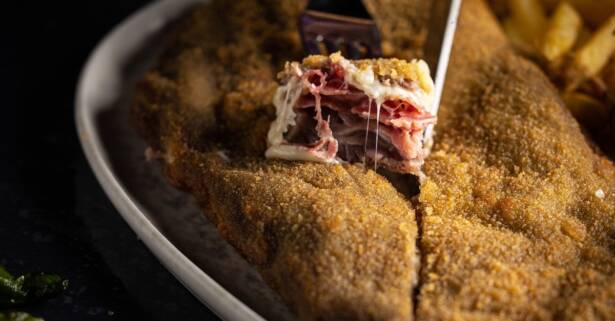 ¡El menú de cachopón que te hará salivar en Albita Restaurante!