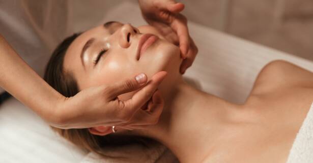 Tenerife Higiene facial con opción a tratamiento con vitamina C o hialurónico