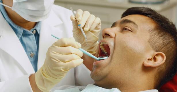 Madrid Hasta 4 carillas dentales de composite o de disilicato de litio