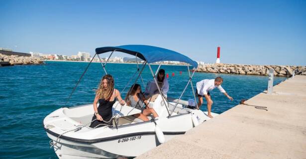 Palma de Mallorca Alquiler de barco sin conductor y sin licencia hasta 6 personas