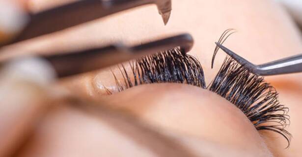 Madrid Lifting y tinte de pestañas o extensiones de efecto natural y volumen