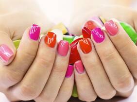 Madrid 1 sesión de manicura y/o pedicura normal o semipermanente