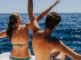 Málaga ¡Leven anclas! Alquiler de barco sin licencia para hasta 5 personas