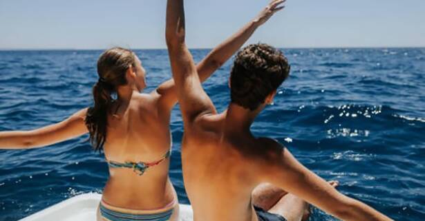 Málaga ¡Leven anclas! Alquiler de barco sin licencia para hasta 5 personas