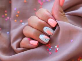 Alicante 1 o 2 sesiones de manicura y pedicura semipermanente para 1 persona
