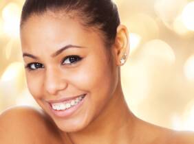 Barcelona Cutis suave y luminoso: limpieza facial profunda con radiofrecuencia
