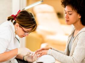 Madrid Belleza para tus uñas: manicura y/o pedicura normal o semipermanente