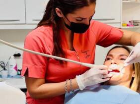 Alicante Blanqueamiento dental - En consu