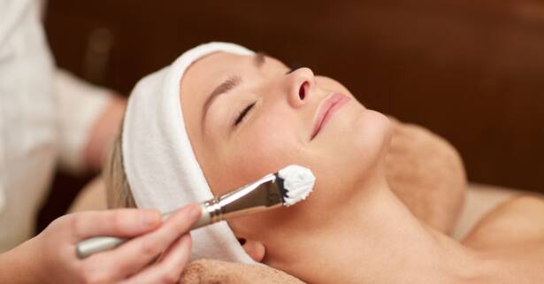 Madrid Renueva la piel de tu rostro: limpieza o hidrolimpieza facial para 1