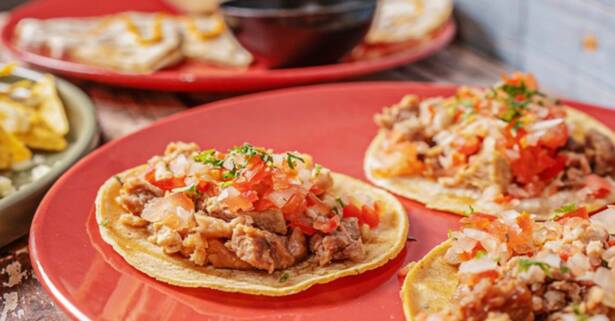 Madrid Delicioso menú mexicano para 2 o 4 personas con opción a margaritas