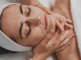 Barcelona Hidrolimpieza facial profunda en 5 o 7 pasos con aparatología