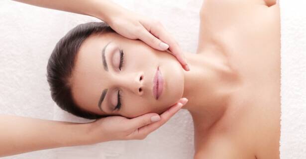 Madrid Limpieza facial con paleta ultrasónica o microdermoabrasión completa