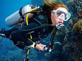 Girona Bautismo de buceo para 1 o 2 personas con material