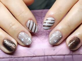 Barcelona Manicura y pedicura semipermanente: 1 o 3 sesiones