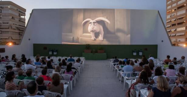 Valencia 1 o 2 entradas a cine de verano con refresco y palomitas