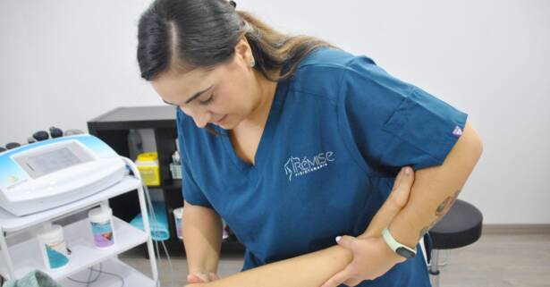 Granada Terapia - Física/Fisioterapia