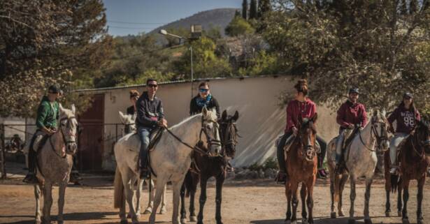 Granada Paseo a caballo y opción a noche en casa rural en El Portillo 2