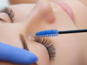 Madrid Tinte y lifting de pestañas en ambos ojos con opciones adicionales
