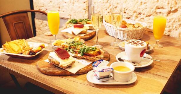 Tenerife Brunch con cava para 2 o 4 con platos salados