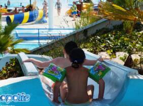 National Deal ¡Atracciones y diversión! Entrada de 1 día a Aquópolis Costa Daurada
