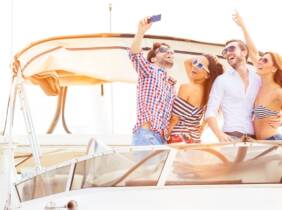 Tenerife Vive el mar de forma diferente con un paseo privado en barco para 11