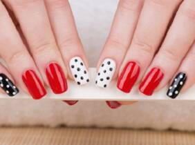 Valladolid Sesión de manicura