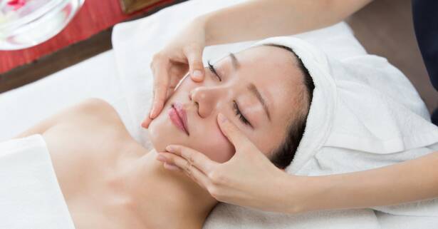 Madrid Limpieza facial profunda con masaje y vitamina C o pala ultrasónica