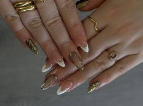 Barcelona Hasta 76% de dto. en Spa/Salón de uñas - Manipedicura en Rubi Nails