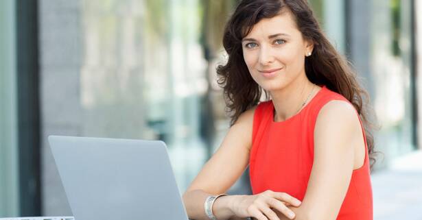 National Deal 1 o 4 cursos online a elegir sobre cuidado personal y belleza