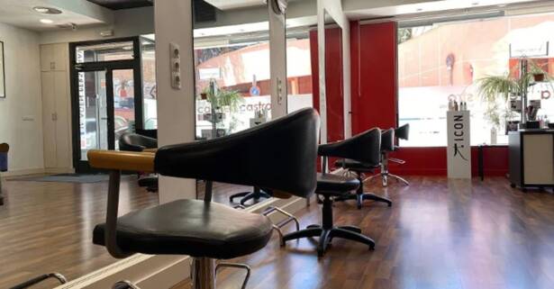 Madrid Sesión de peluquería con coloración con barros en raíz