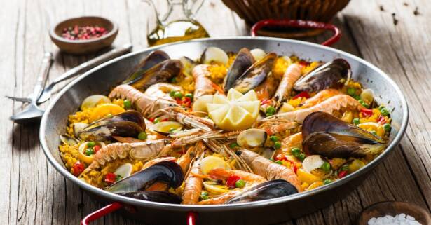 Cádiz Menú de arroz para 2 o 4 con entrantes típicos de Cádiz y bebidas
