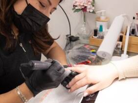 Madrid Spa/Salón de uñas - Manicura