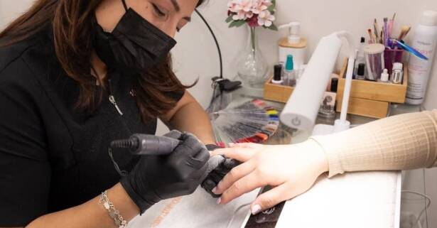 Madrid Spa/Salón de uñas - Manicura