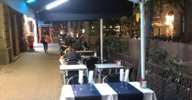 Barcelona Sabores mediterráneos en restaurante con terraza en pleno Eixample