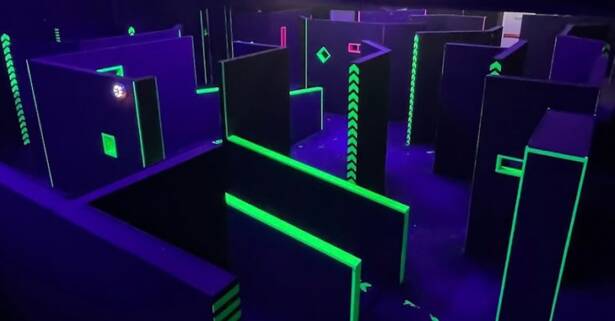 Barcelona 1 partida de láser y 30 minutos de jump para 1 persona
