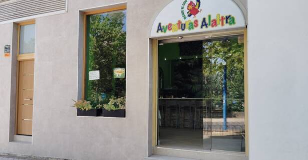 Madrid Cumpleaños infantil con piscina de bolas y merienda para 10 o 15 niños