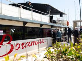 Valencia Salida en catamarán con degustación de mejillones para niño o adulto