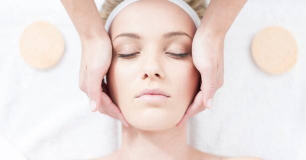 Madrid Limpieza facial que rejuvenece y elimina impurezas con tecnología LED