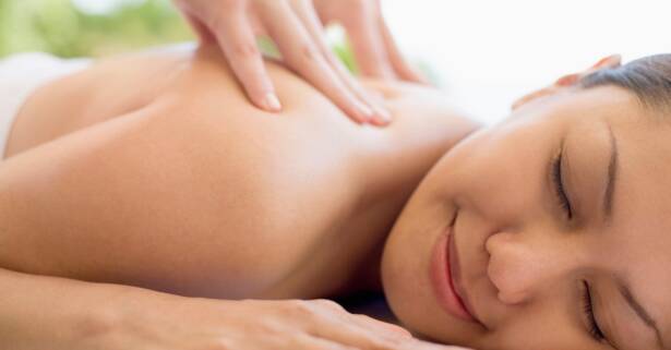 Madrid Masaje corporal con sauna seca y opción a masaje facial para 1 persona