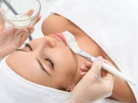 Madrid Siéntete radiante con una limpieza facial o hydrafacial para 1 persona