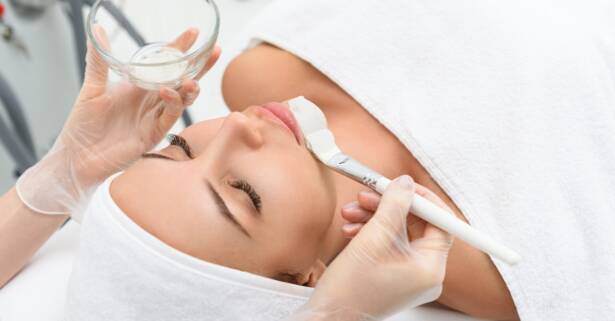 Madrid Siéntete radiante con una limpieza facial o hydrafacial para 1 persona