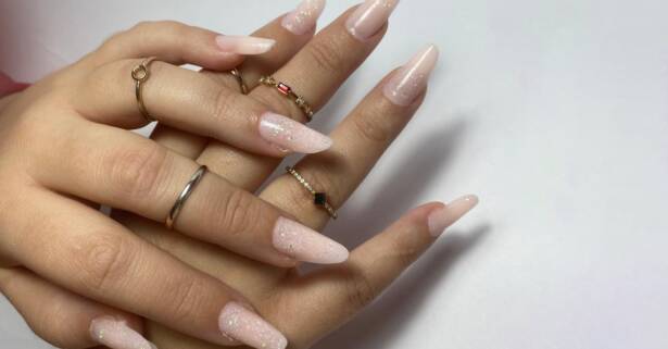 Tenerife Manicura y/o pedicura o primera puesta de uñas con gel o acrigel