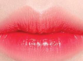 Madrid Micropigmentación de labios efecto coreano con opción a retoque