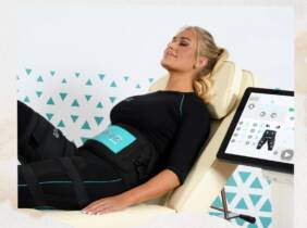 Málaga ¡Moldea tu cuerpo con 2 o 4 sesiones de electroestimulación I-Shape y masaje drenante en el centro d