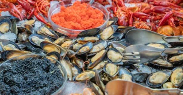 Las Palmas Buffet libre para 2 o 4 válido entre semana o fin de semana y festivos