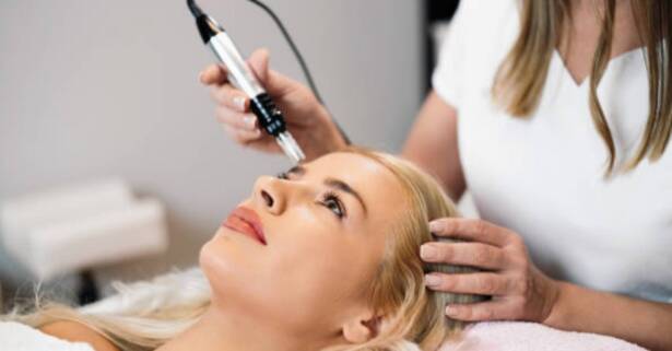 Alicante Dermapen facial con opción a cóctel de vitaminas y máscara led