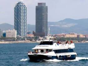 Barcelona Tour por el puerto de Barcelona y el Litoral con bebida